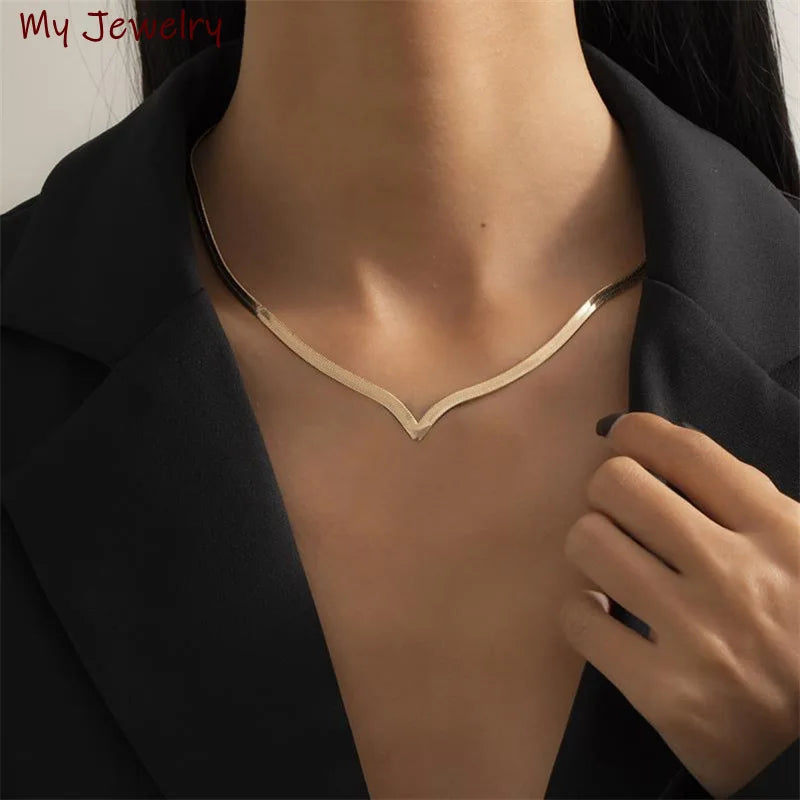 Fashion Women Hiphop Simple Gold Plated Geometric Neck Jewelry V Shape Snake Necklace