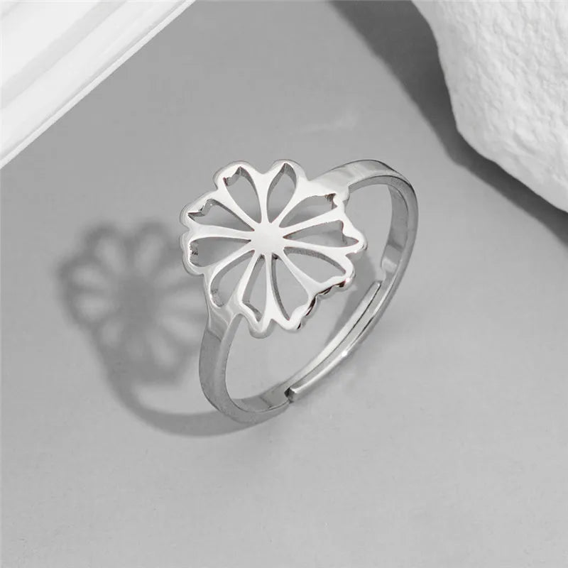 Exquisite Stainless Steel Lily Flower Adjustable Opening Rings Gold Plated Waterproof Finger Jewelry For Women Wedding Gift