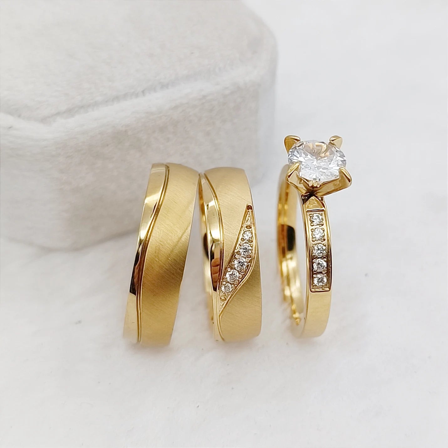 Couples Wedding Engagement Rings Set 3pcs Wholesale 18k Gold Plated Stainless SteeL Jewelry Finger Lovers Ringe with CZ Stones