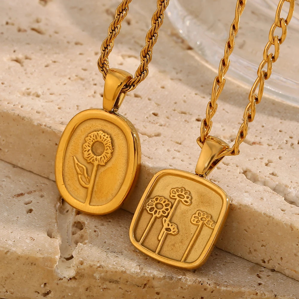 E.B.belle Classic Style Daisy Sunflower Pendant Necklace 18K Gold Plated Stainless Steel Hypoallergenic Women Neck Jewelry
