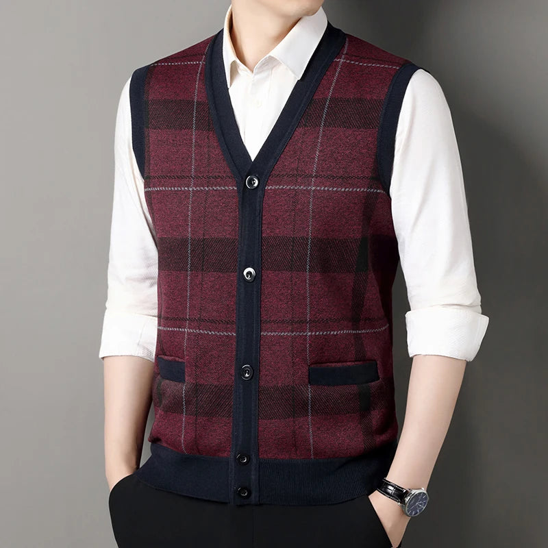 Autumn Winter Men's Sweater Vest Casual Sleeveless Knit Jackets Men Fashion Plaid V-neck Cardigans Man Clothes Knitted Waistcoat