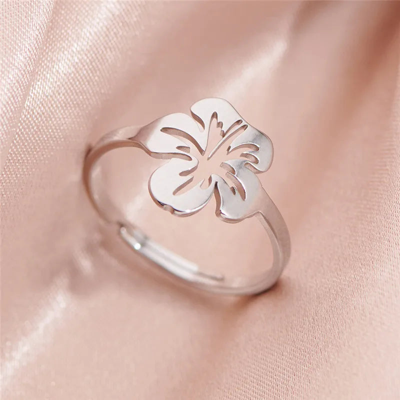 Exquisite Stainless Steel Lily Flower Adjustable Opening Rings Gold Plated Waterproof Finger Jewelry For Women Wedding Gift
