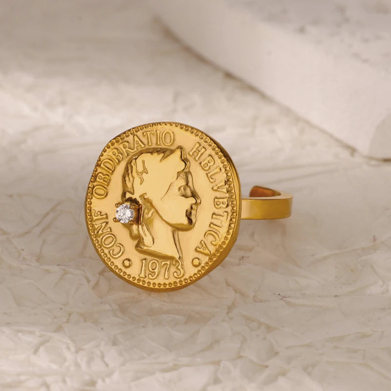 Vintage Stainless Steel Portrait Pearl Zircon Gold Plated  Rings For Women Luxury Coin Imitation Finger Ring Personality Jewelry