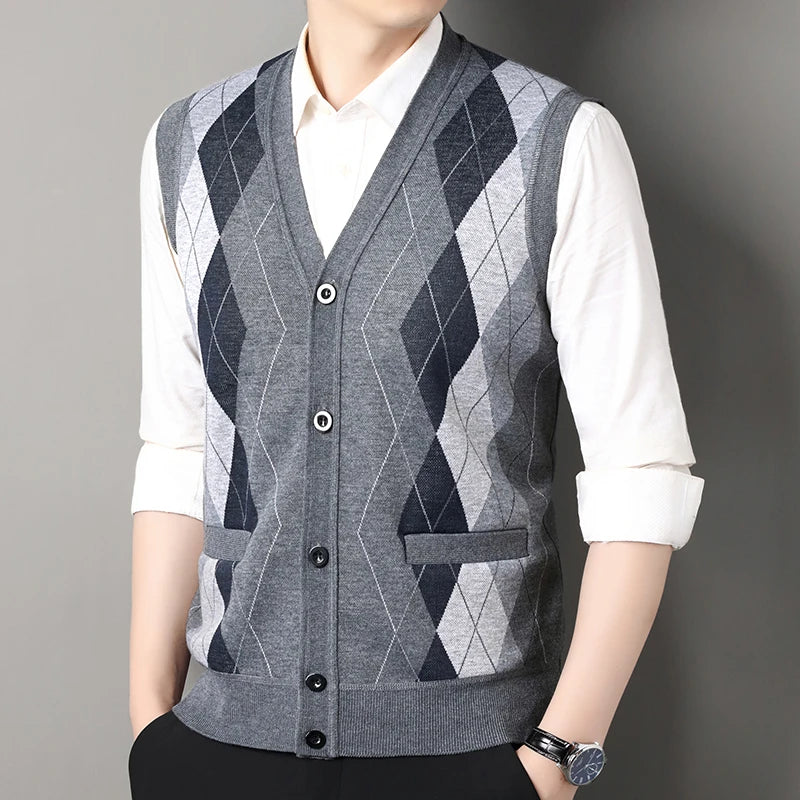Autumn Winter Men's Sweater Vest Casual Sleeveless Knit Jackets Men Fashion Plaid V-neck Cardigans Man Clothes Knitted Waistcoat
