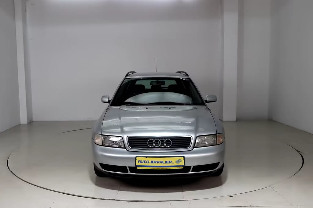 Audi A4.                                          Avanti 1.8 5V*Klimaautomatik