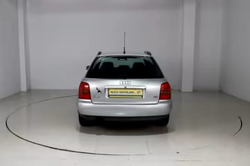 Audi A4.                                          Avanti 1.8 5V*Klimaautomatik