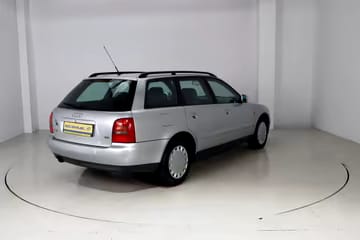 Audi A4.                                          Avanti 1.8 5V*Klimaautomatik