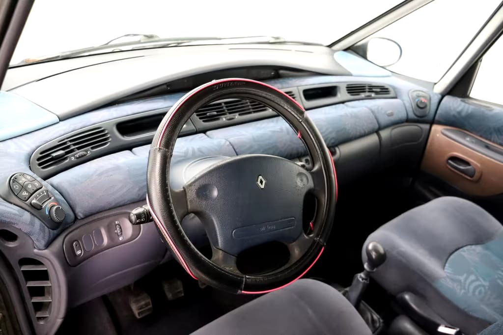 Renault Espace.                              RXE 2.0