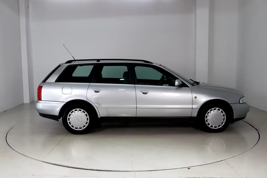 Audi A4.                                          Avanti 1.8 5V*Klimaautomatik