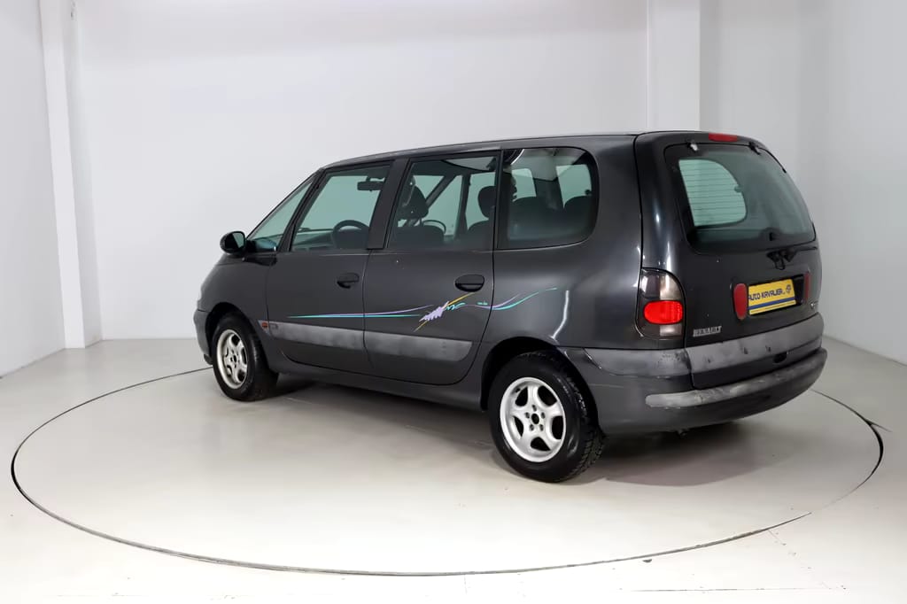 Renault Espace.                              RXE 2.0